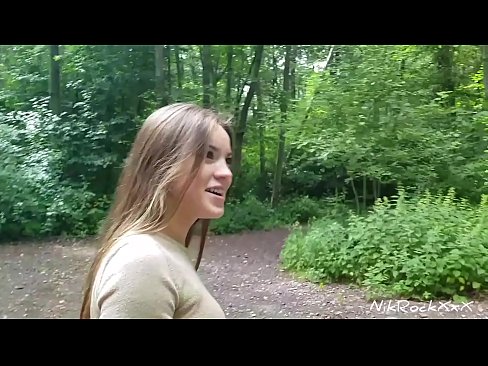 ❤️ Evelinari toki publiko batean izorratzen genuela proposatu nion! Baietz esan zuen. Orduan ipurdian izorratu eta ahoan esperma. Orduan bere burua haserretu zen. ️ Izorratu bideoa %eu.sayhentai.ruan ❤