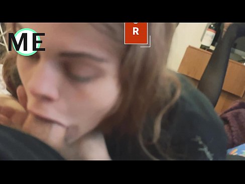 ❤️ Eztarria, galtza urratuak eta takoi urratuak elkartzeko atseginak dira ️ Izorratu bideoa %eu.sayhentai.ruan ❤